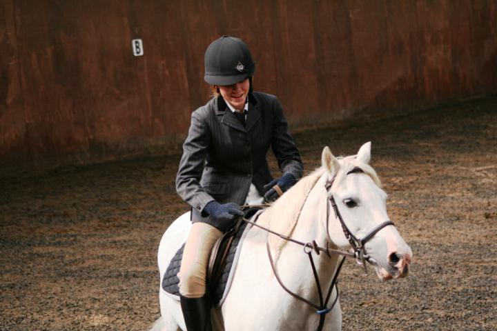 chestnuts-riding-school-sussex-brighton-dressage-2006-05-10-2008-25 chestnuts-riding-school-sussex-brighton-dressage-2006-05-10-2008-25