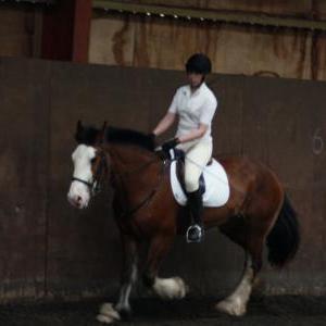 katie-and-daisy-chestnuts-riding-school-13-05-2009-b012-16