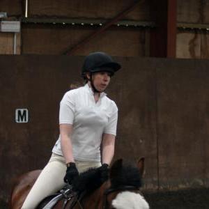 katie-and-daisy-chestnuts-riding-school-13-05-2009-b012-21